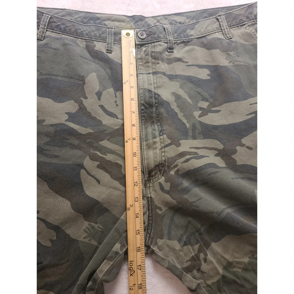 Wrangler Men's Camouflage Cargo Shorts Green Tiger Stripe 6-pocket Size 50